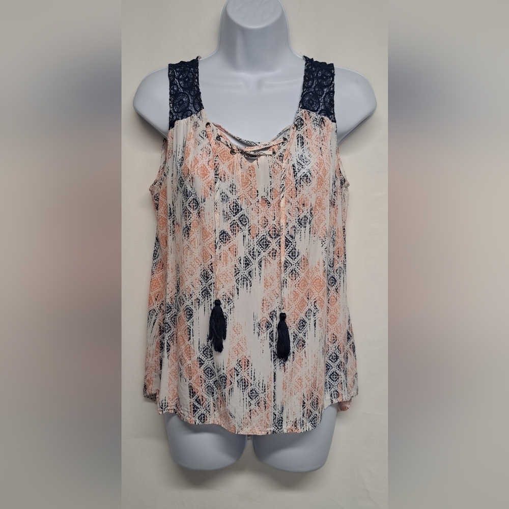 Como Petite PM Sleeveless Top Lightweight Lace Partial Tie Front Fringe